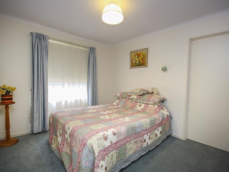 42 Woodforde Drive, North Beach SA 5556