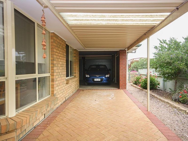 42 Woodforde Drive, North Beach SA 5556