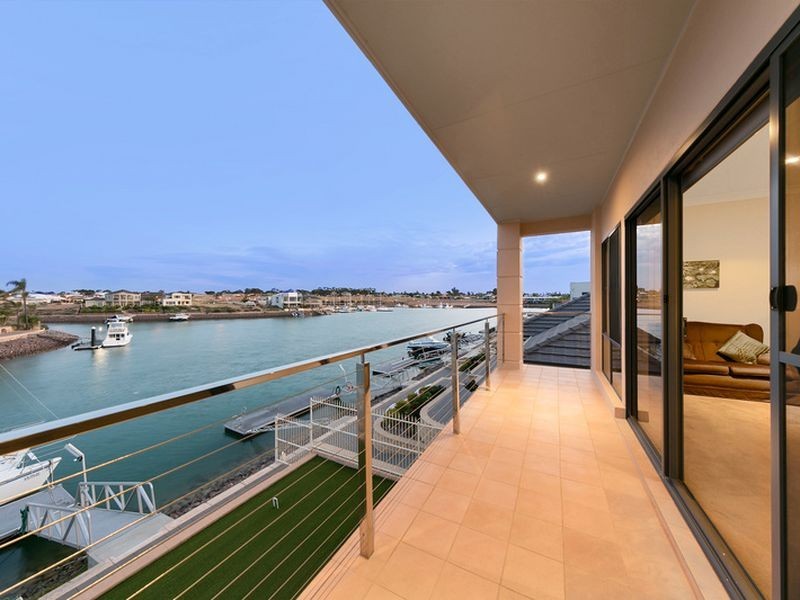 36 Pamir Court, Wallaroo SA 5556