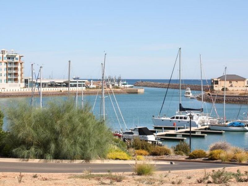 Lots 18 an Inverness Way, Wallaroo SA 5556