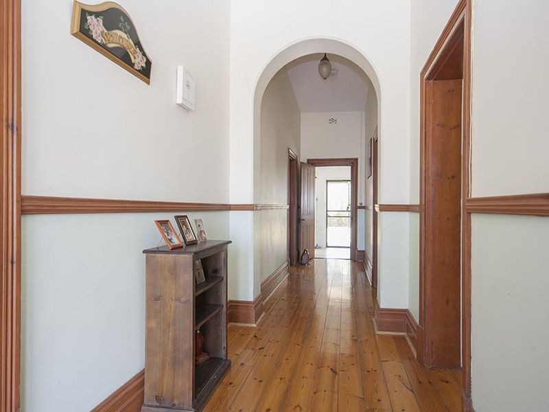 33 Cornish Terrace, Wallaroo SA 5556