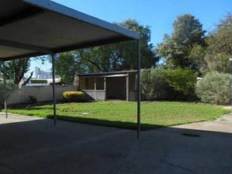 33 Cornish Terrace, Wallaroo SA 5556