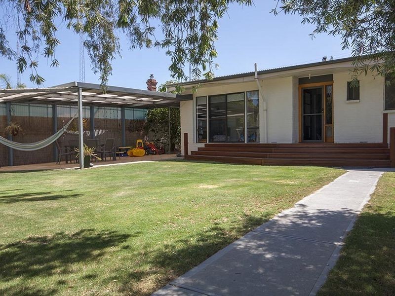 32 Elizabeth Street, Wallaroo SA 5556