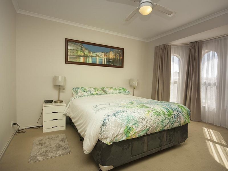 11 Clarke Street, Wallaroo SA 5556