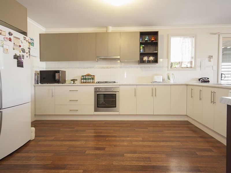 11 Clarke Street, Wallaroo SA 5556