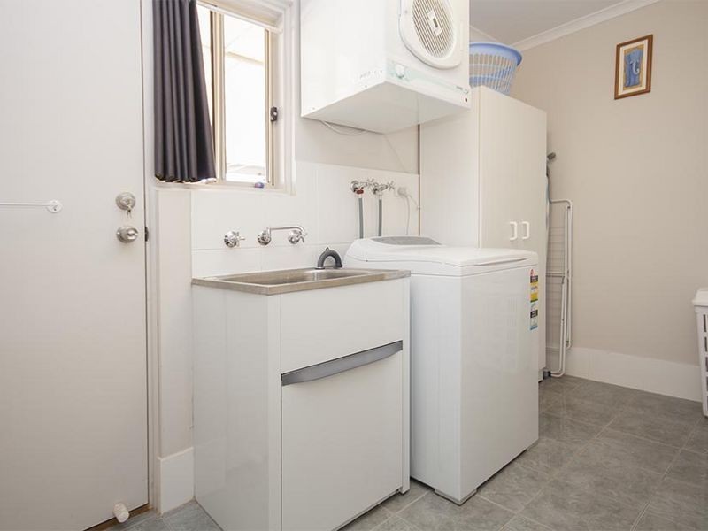 11 Clarke Street, Wallaroo SA 5556
