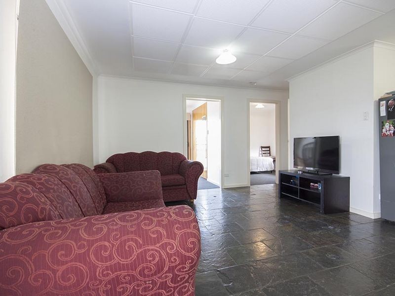 7 North Beach Road, North Beach SA 5556