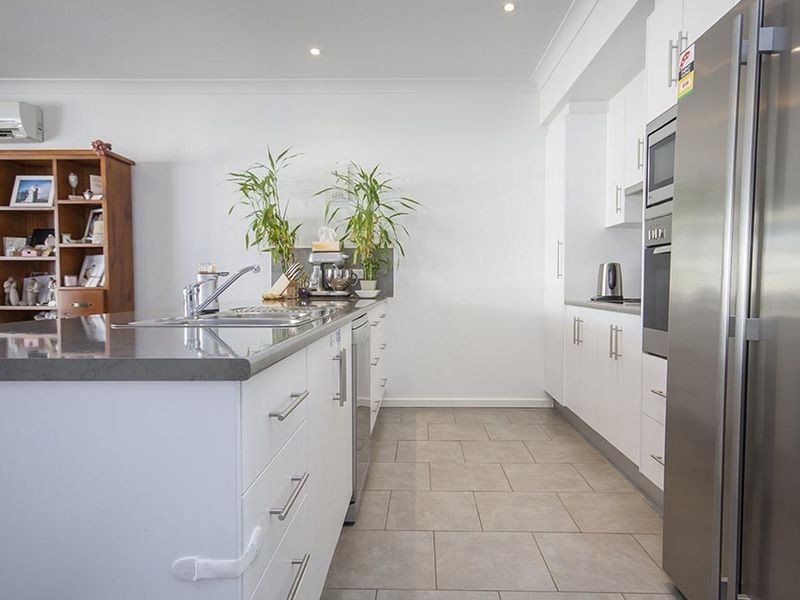 27 Diagonal Road, Wallaroo SA 5556