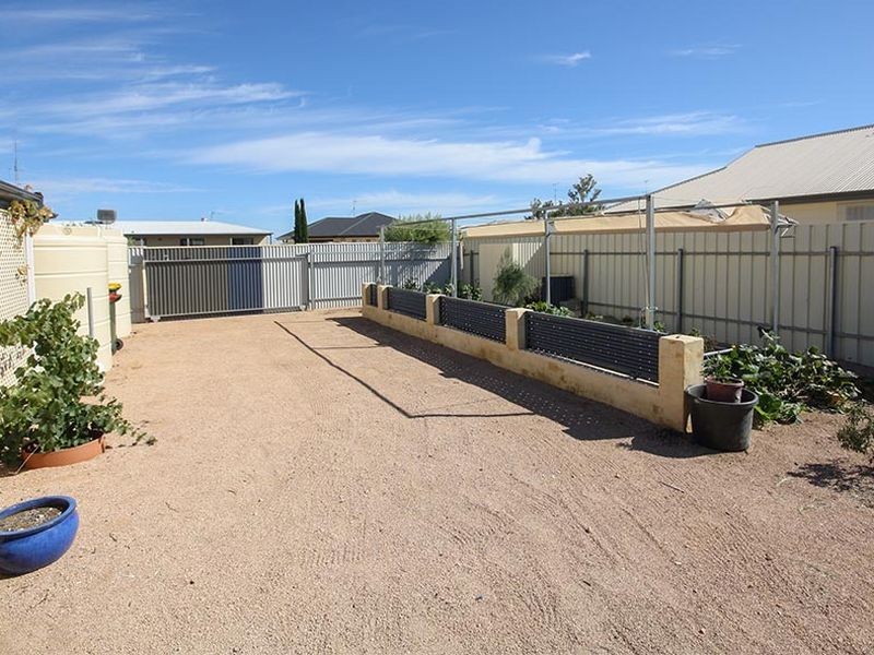 10 Wharton Street, Wallaroo SA 5556