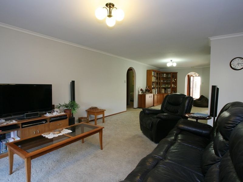 12 Evans Road North, Wallaroo SA 5556