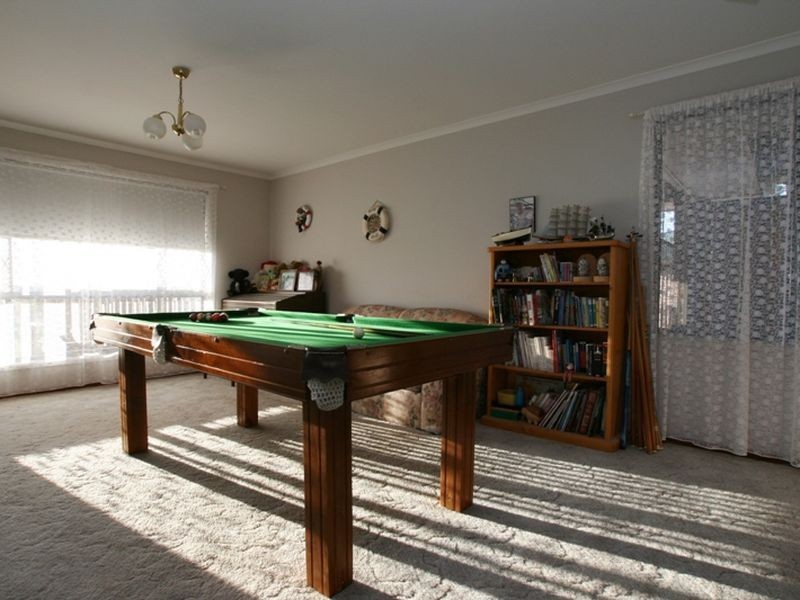 12 Evans Road North, Wallaroo SA 5556