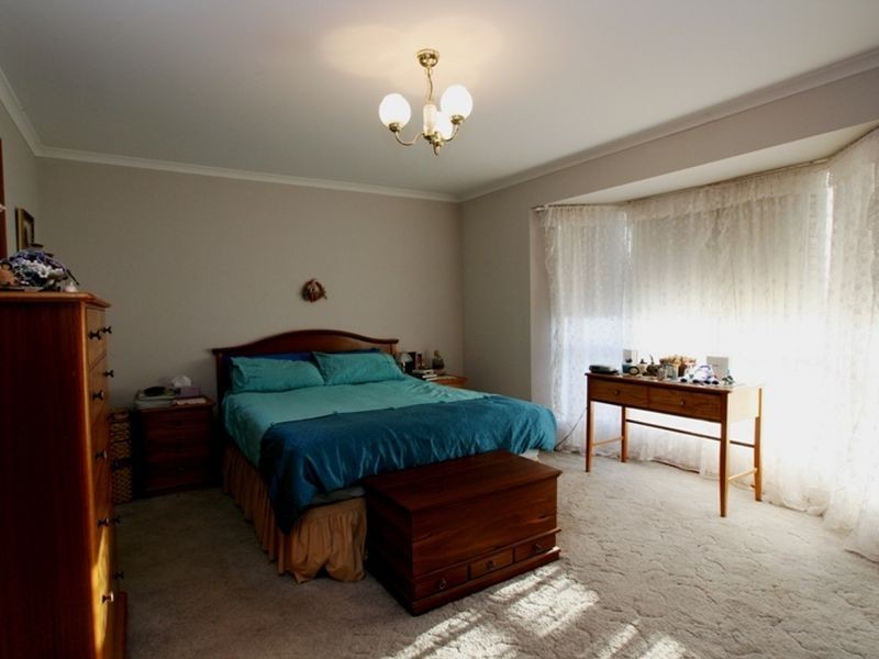 12 Evans Road North, Wallaroo SA 5556