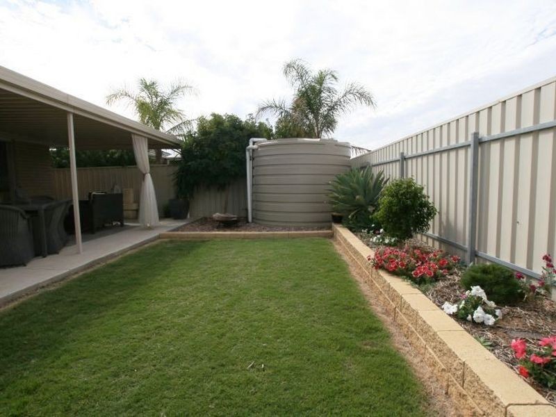 2 Clarke Street, Wallaroo SA 5556