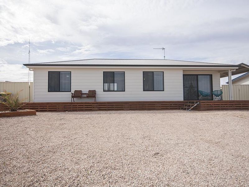 8 Roy Court, North Beach SA 5556