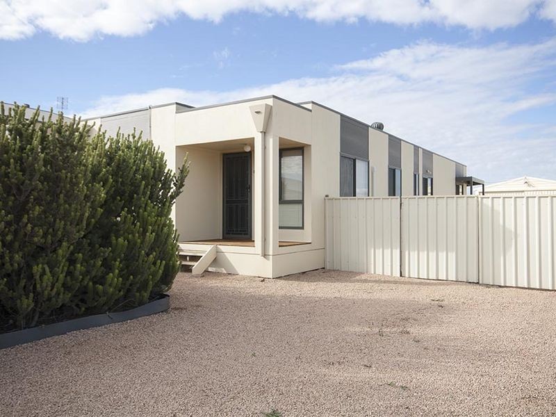 34 Islesworth Street, North Beach SA 5556