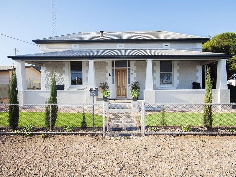25 Charles Terrace, Wallaroo SA 5556