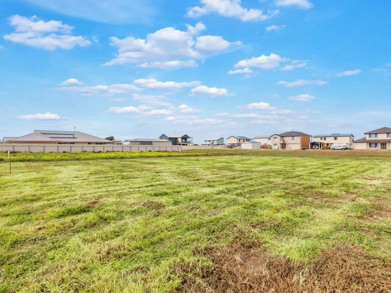 5 Stevens Drive, North Beach SA 5556