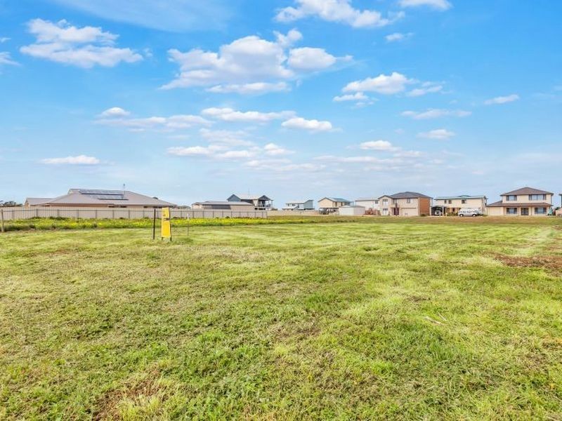5 Stevens Drive, North Beach SA 5556