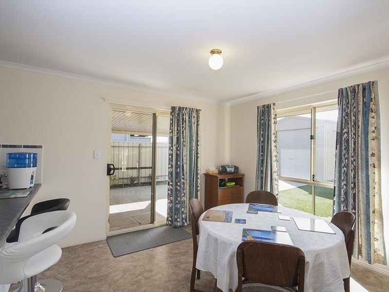 8 Kassa Road, North Beach SA 5556