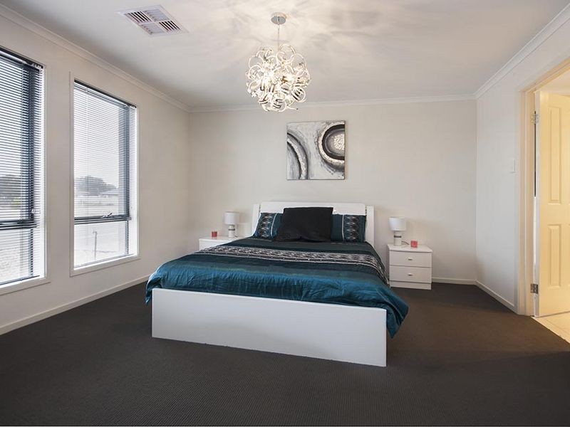 69 Pommern Way, Wallaroo SA 5556