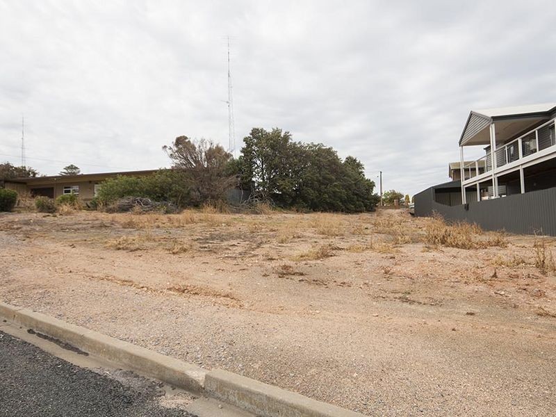 3 Carleton Crescent, Wallaroo SA 5556