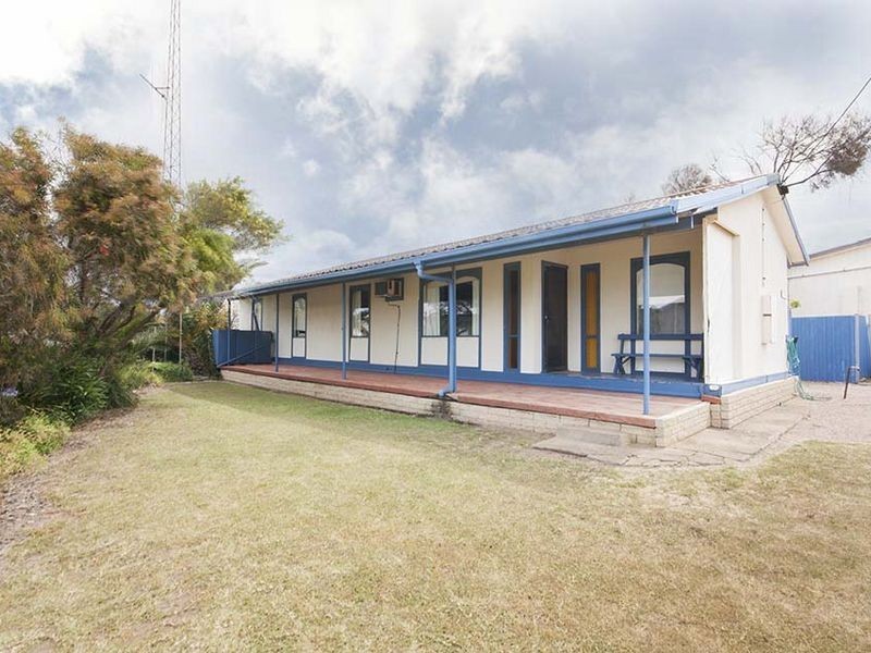 8 Woodforde Drive, North Beach SA 5556