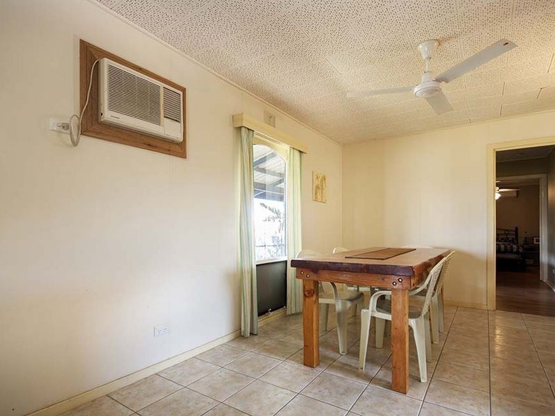 8 Woodforde Drive, North Beach SA 5556
