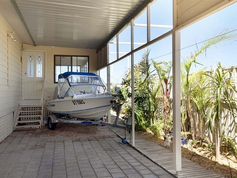 25 Rose Avenue, North Beach SA 5556