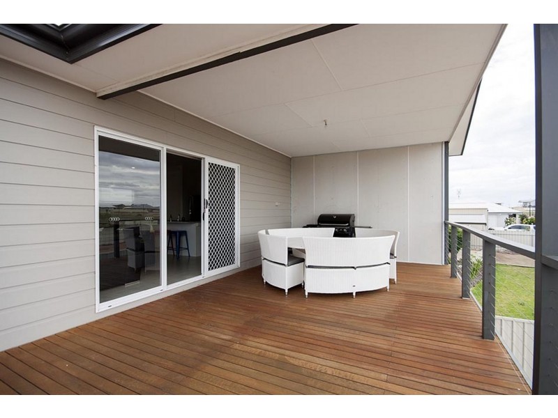 1 Jessica Place, North Beach SA 5556