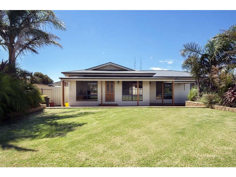 16 Diagonal Rd, Wallaroo SA 5556