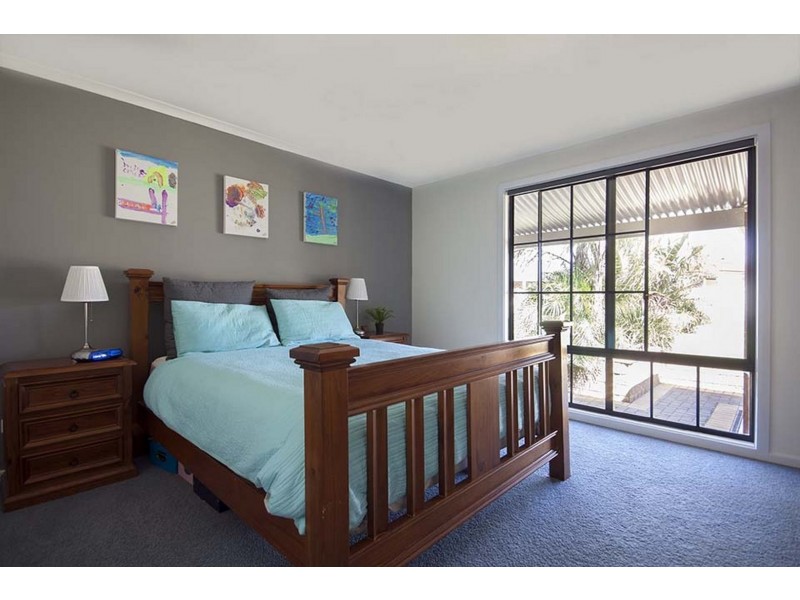 16 Diagonal Rd, Wallaroo SA 5556