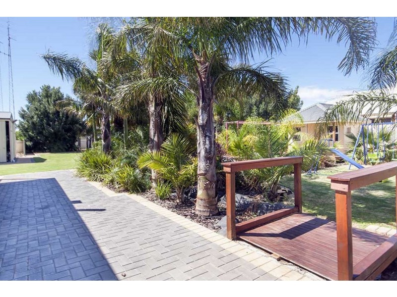 16 Diagonal Rd, Wallaroo SA 5556