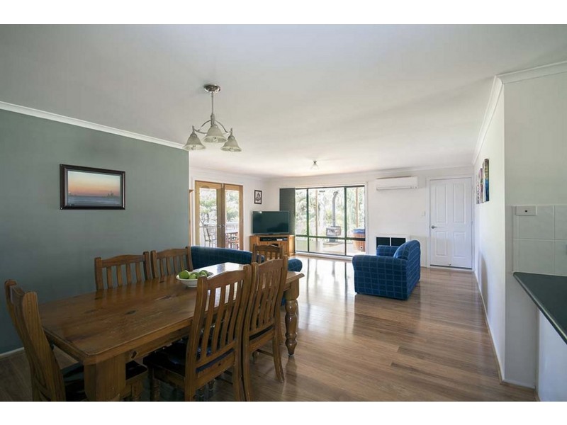 16 Diagonal Rd, Wallaroo SA 5556