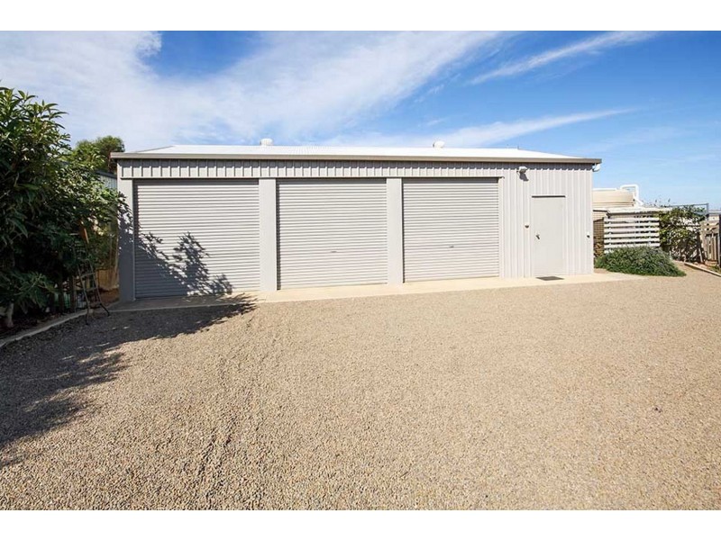 42 Islesworth Street, North Beach SA 5556
