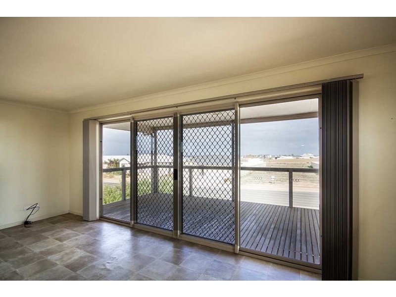 42 Islesworth Street, North Beach SA 5556