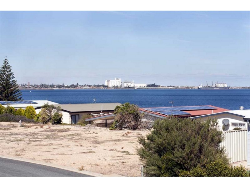 12 Rose Avenue, North Beach SA 5556