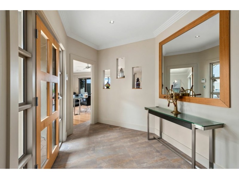 12 Spinnaker Court, Wallaroo SA 5556