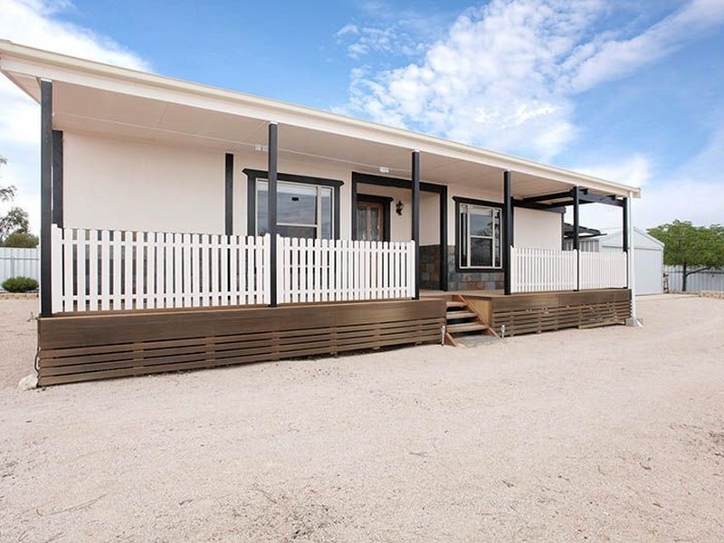 10709 Spencer Highway, Wallaroo SA 5556