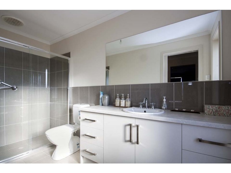 5 Dovenby Street, North Beach SA 5556