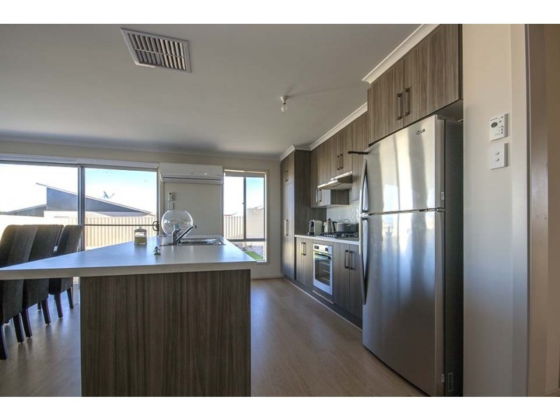 5 Dovenby Street, North Beach SA 5556