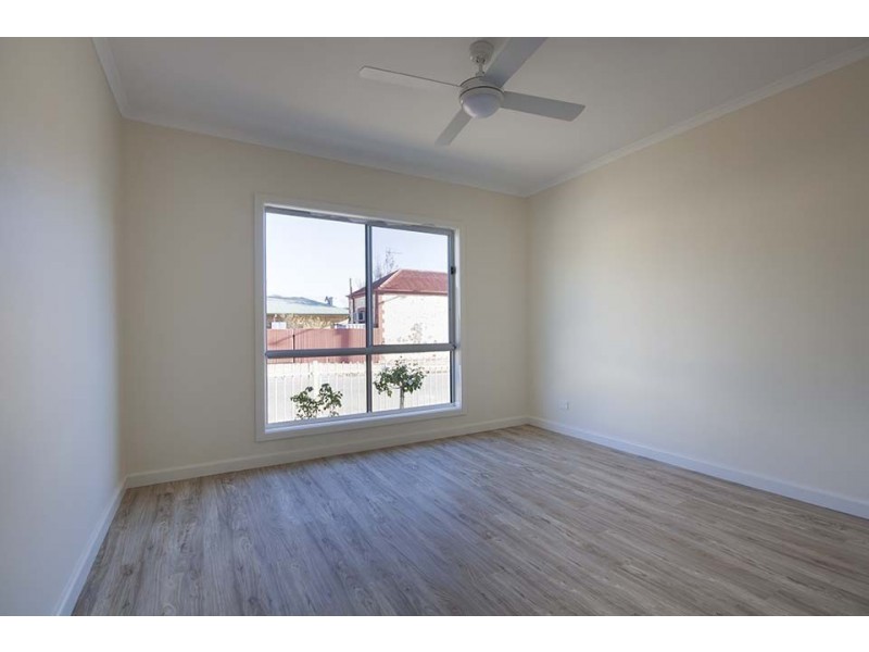 24A Hughes Street, Wallaroo SA 5556