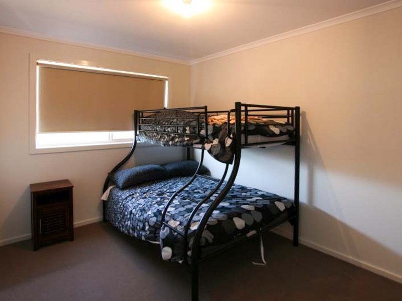 Cabin 33 North Beach Tourist Park, Wallaroo SA 5556