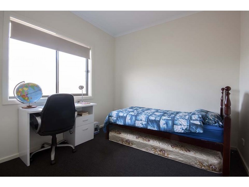4 Meander Way, North Beach SA 5556