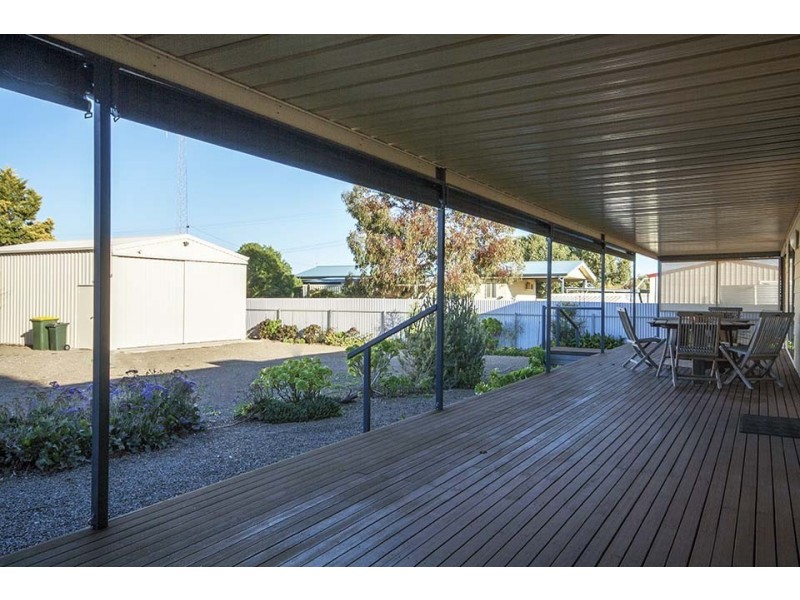 16 George Street, Wallaroo SA 5556