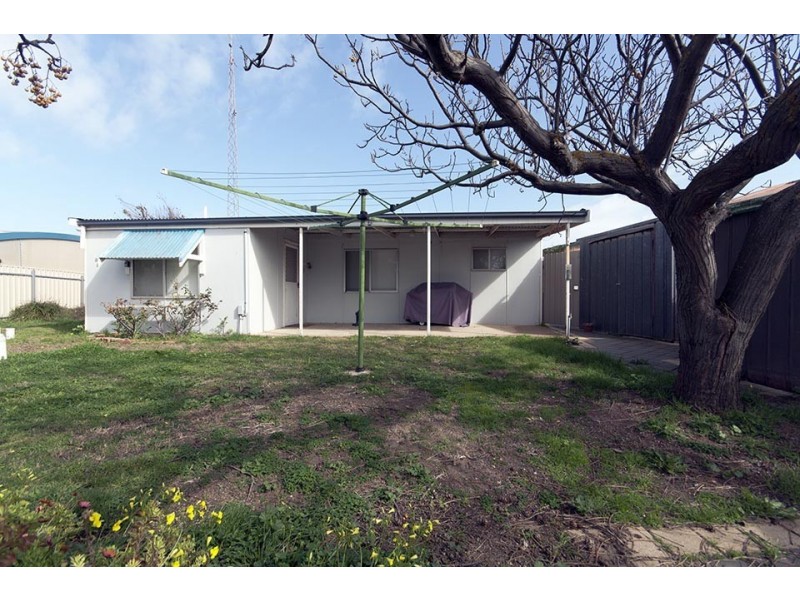 2 Reserve Drive, North Beach SA 5556