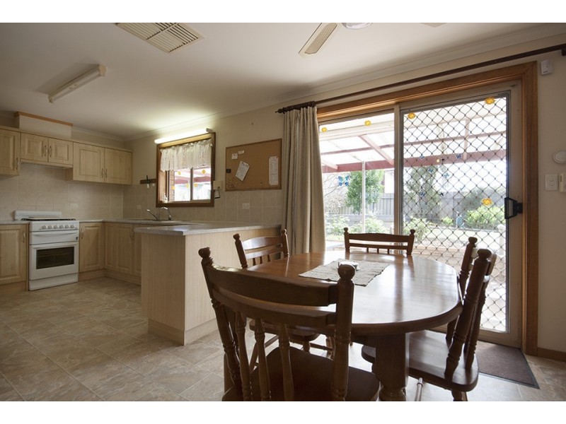 11 Wales Street, Wallaroo SA 5556