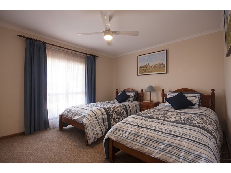 11 Wales Street, Wallaroo SA 5556