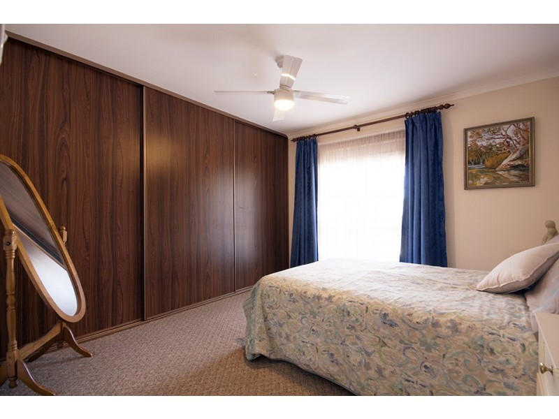 11 Wales Street, Wallaroo SA 5556