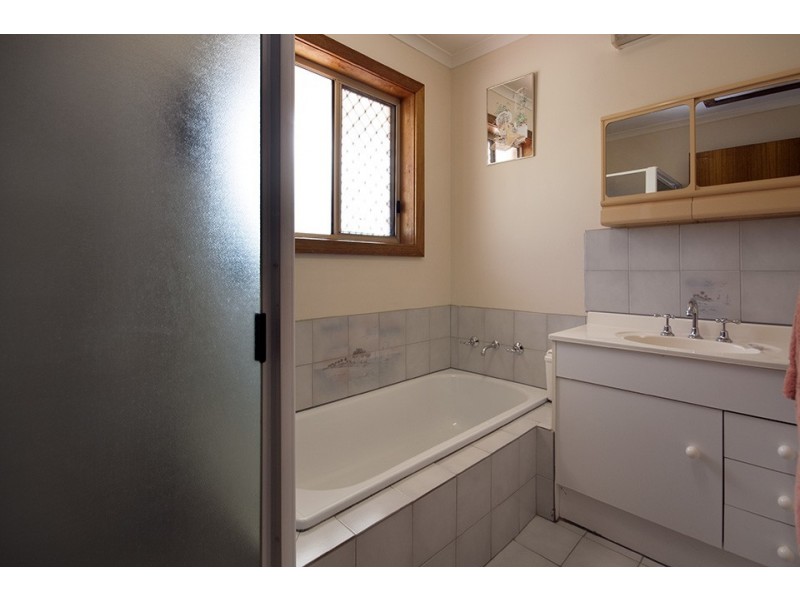 11 Wales Street, Wallaroo SA 5556