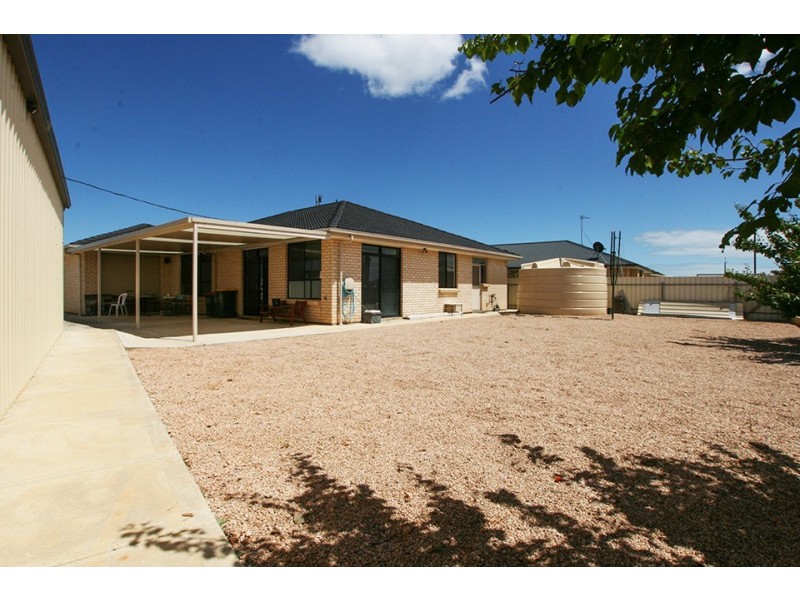 22 Clarke Street, Wallaroo SA 5556